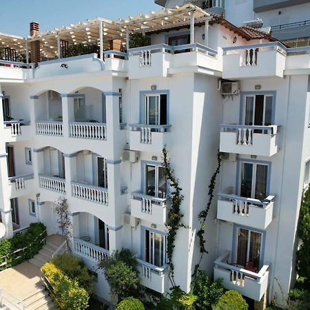 Hotel Erdano Sarandë 외부 사진
