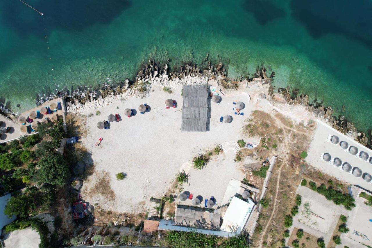 Hotel Erdano Sarandë 외부 사진