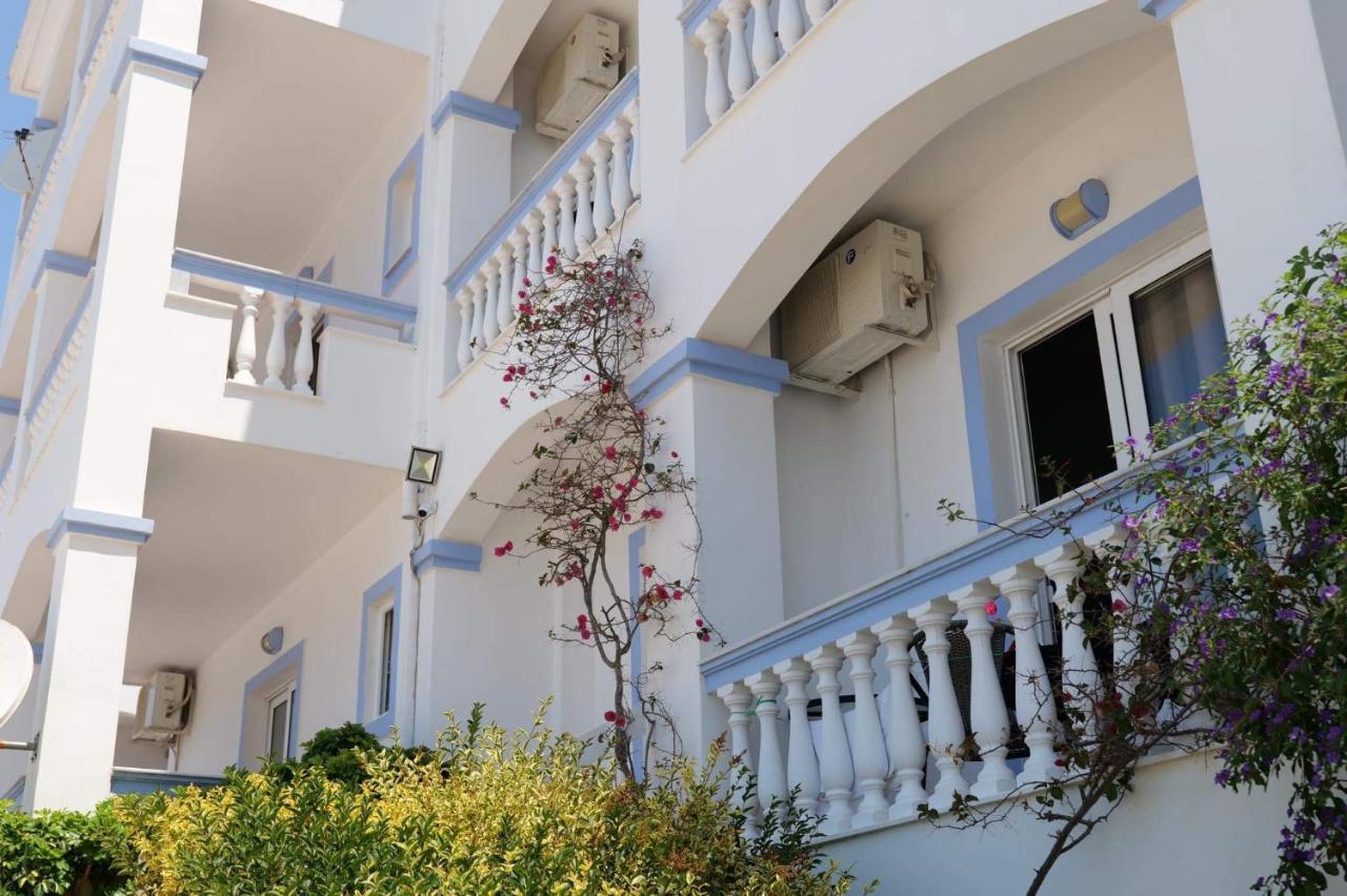 Hotel Erdano Sarandë 외부 사진