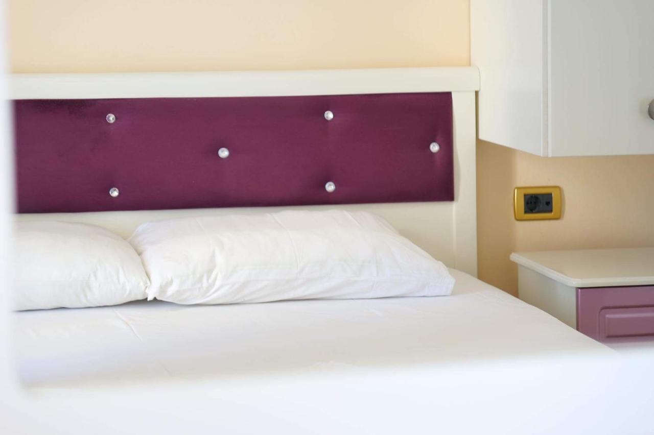 Hotel Erdano Sarandë 외부 사진